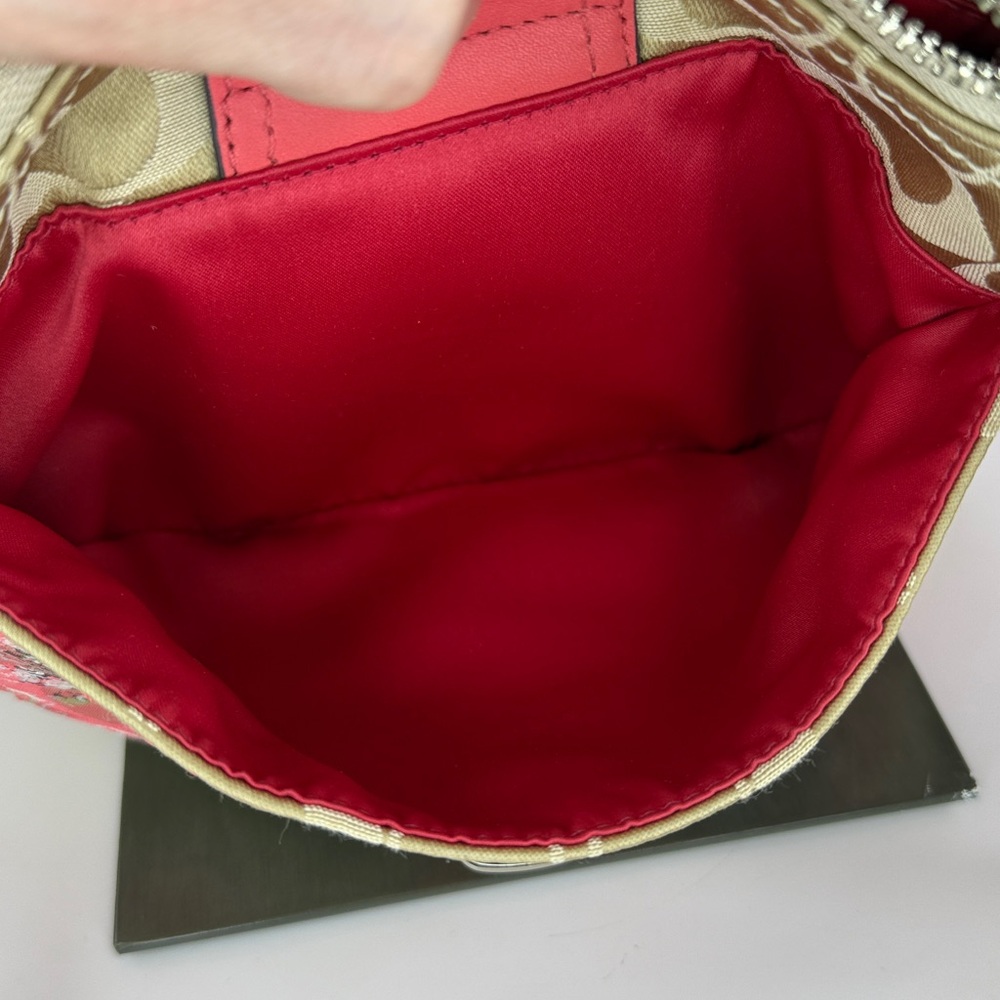💥COACH - RARE Poppy Khaki Signature Coral Flower Sequin Crossbody Bag - 45U099 - Picture 13 of 13
